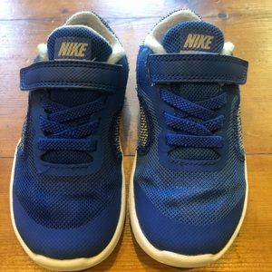 Toddler Nike sneakers